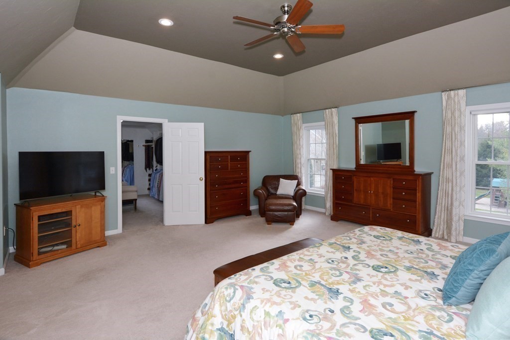 29 Huckleberry Road Hopkinton, MA 01748 - Photo 22 of 42 Gallery Image 22