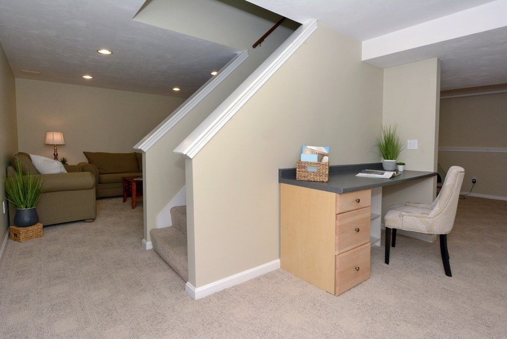 29 Huckleberry Road Hopkinton, MA 01748 - Photo 33 of 42 Gallery Image 33