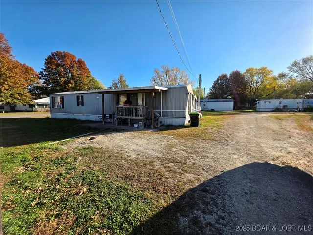 $199,900 | 11-16 North Walnut Avenue, Versailles, MO 65084