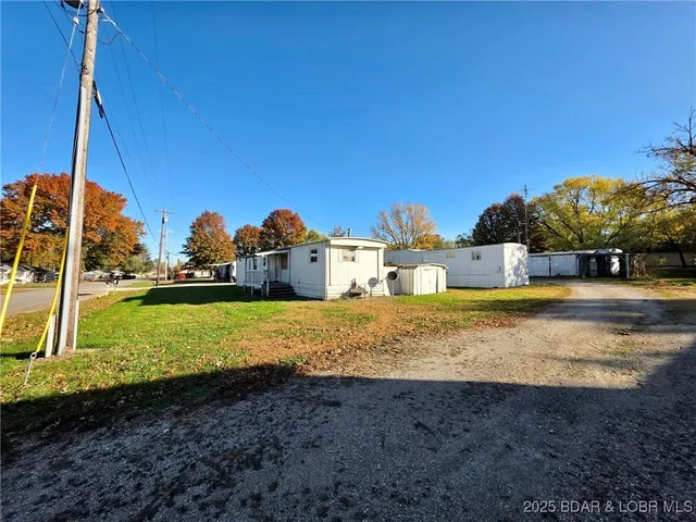 $199,900 | 11-16 North Walnut Avenue, Versailles, MO 65084