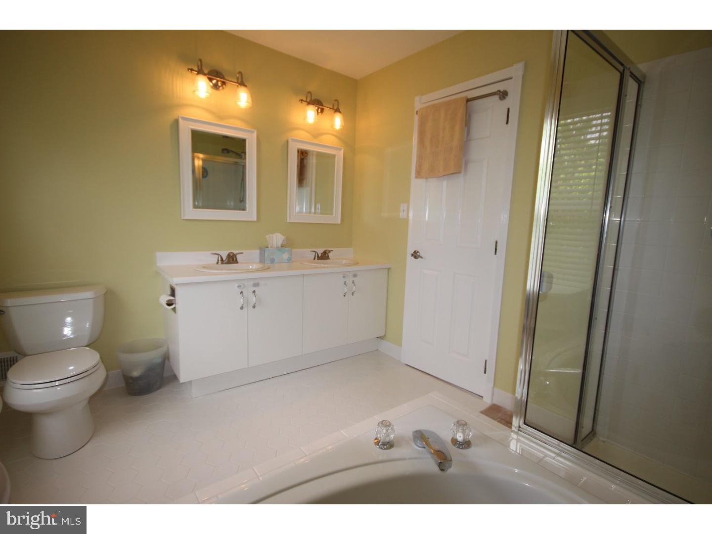 43 Manley Road Pennington, NJ 08534 - Photo 22 of 25 Master Bathroom