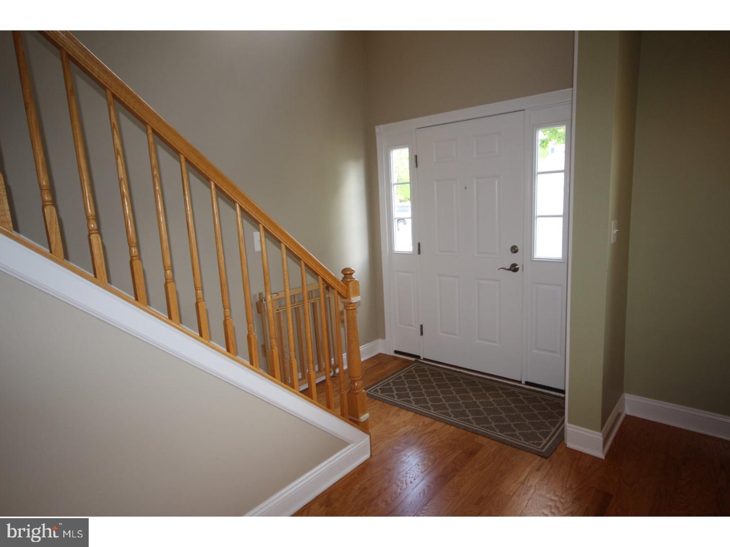 43 Manley Road Pennington, NJ 08534 - Photo 4 of 25 Foyer