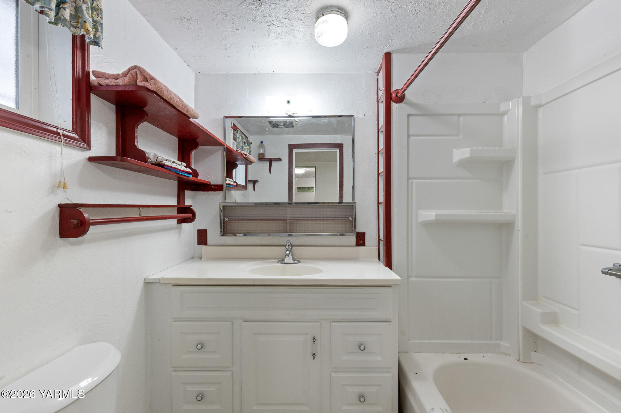 2404 Willow Street Yakima, WA 98902 - Photo 15 of 30 2404 Willow St