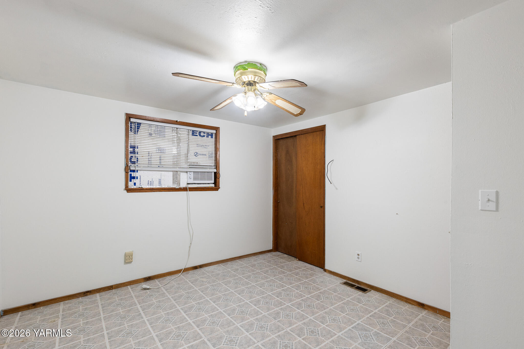 2404 Willow Street Yakima, WA 98902 - Photo 21 of 30 2404 Willow St