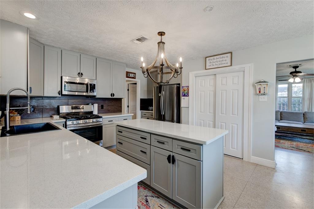 2500 Fazzio Road Chalmette, LA 70043 - Photo 2 of 18