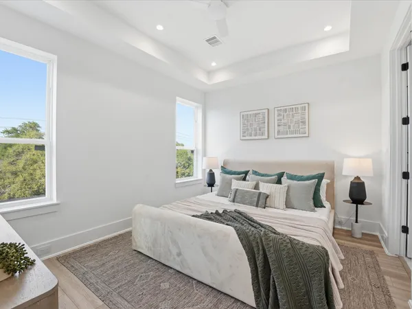 $449,990 | 1513 McKee Street, Houston, TX 77009