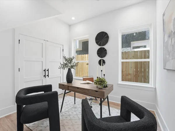 $449,990 | 1513 McKee Street, Houston, TX 77009