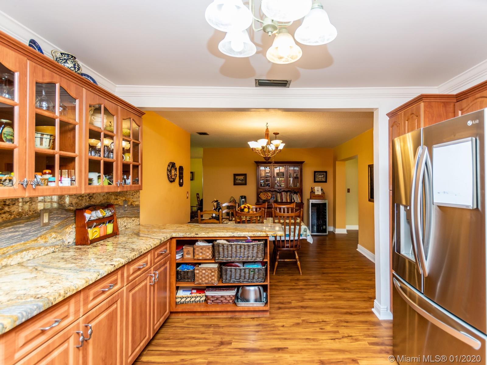 20410 Southwest 50th Place Southwest Ranches, FL 33332 - Photo 17 of 54