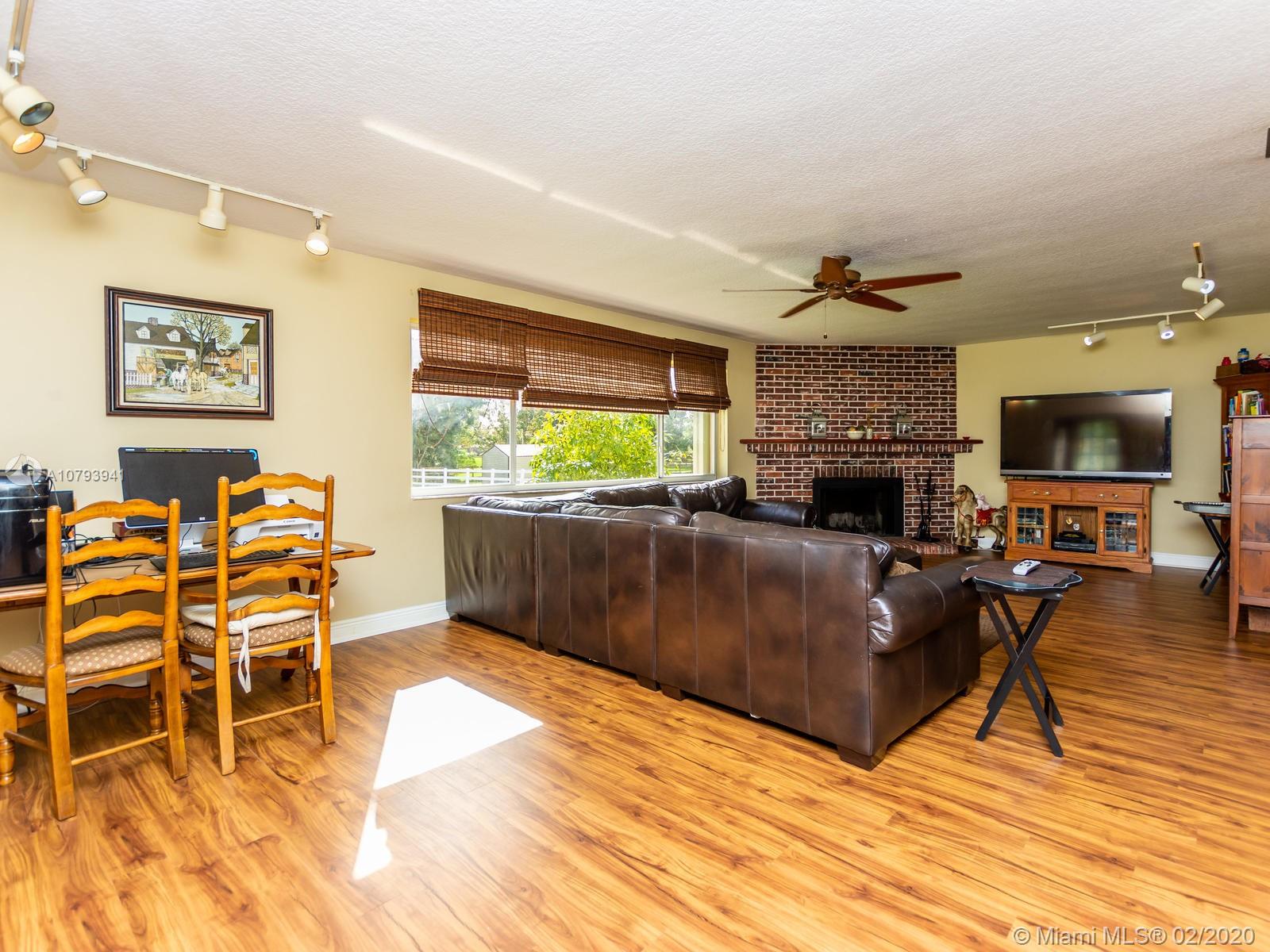 20410 Southwest 50th Place Southwest Ranches, FL 33332 - Photo 19 of 54
