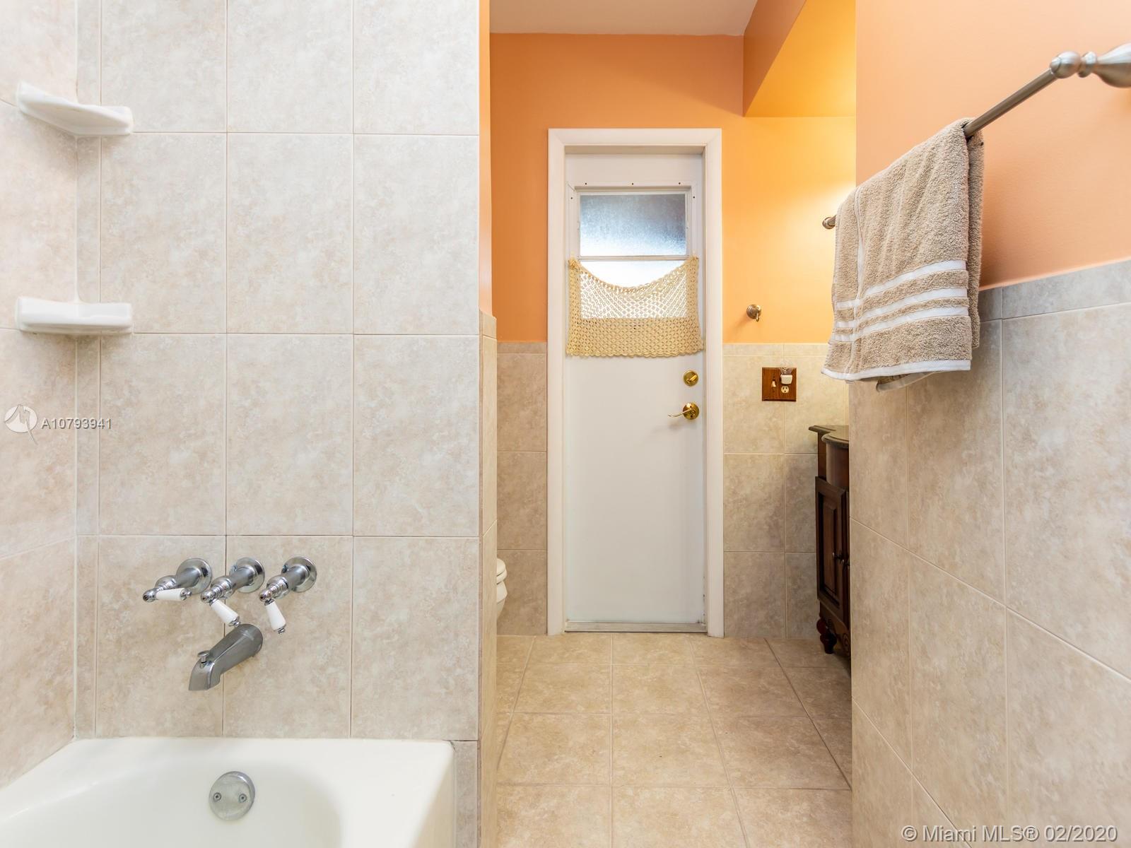 20410 Southwest 50th Place Southwest Ranches, FL 33332 - Photo 29 of 54