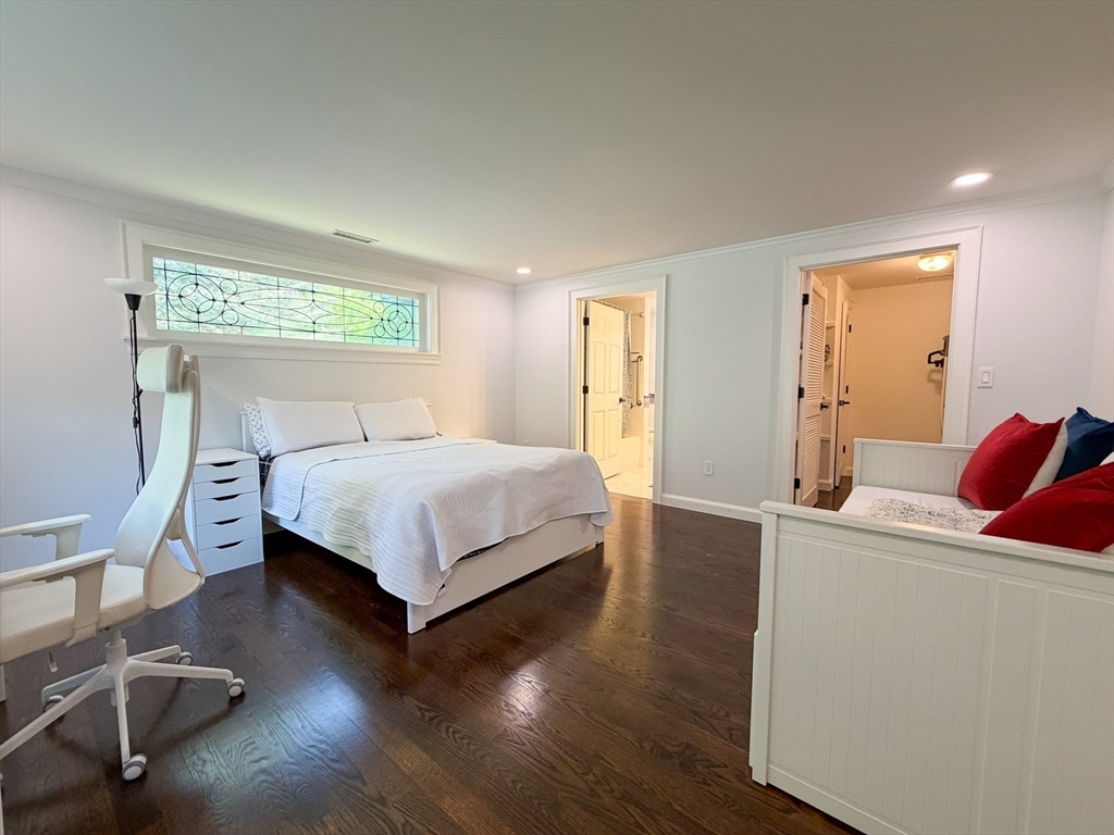 3 Sprague Road Wellesley, MA 02481 - Photo 17 of 33