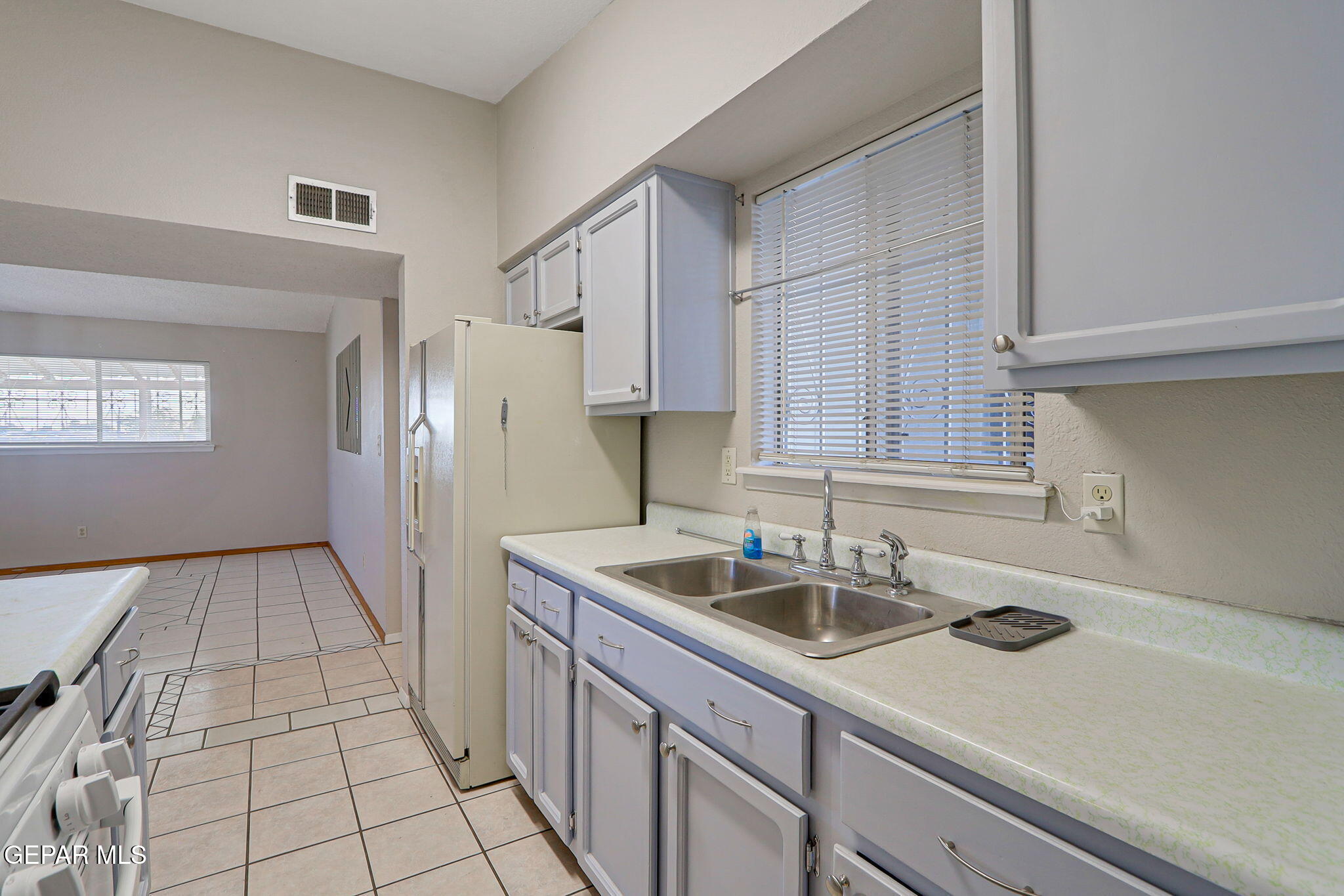 9108 Morelia Road El Paso, TX 79907 - Photo 12 of 35 20-web-or-mls-IMG_1375