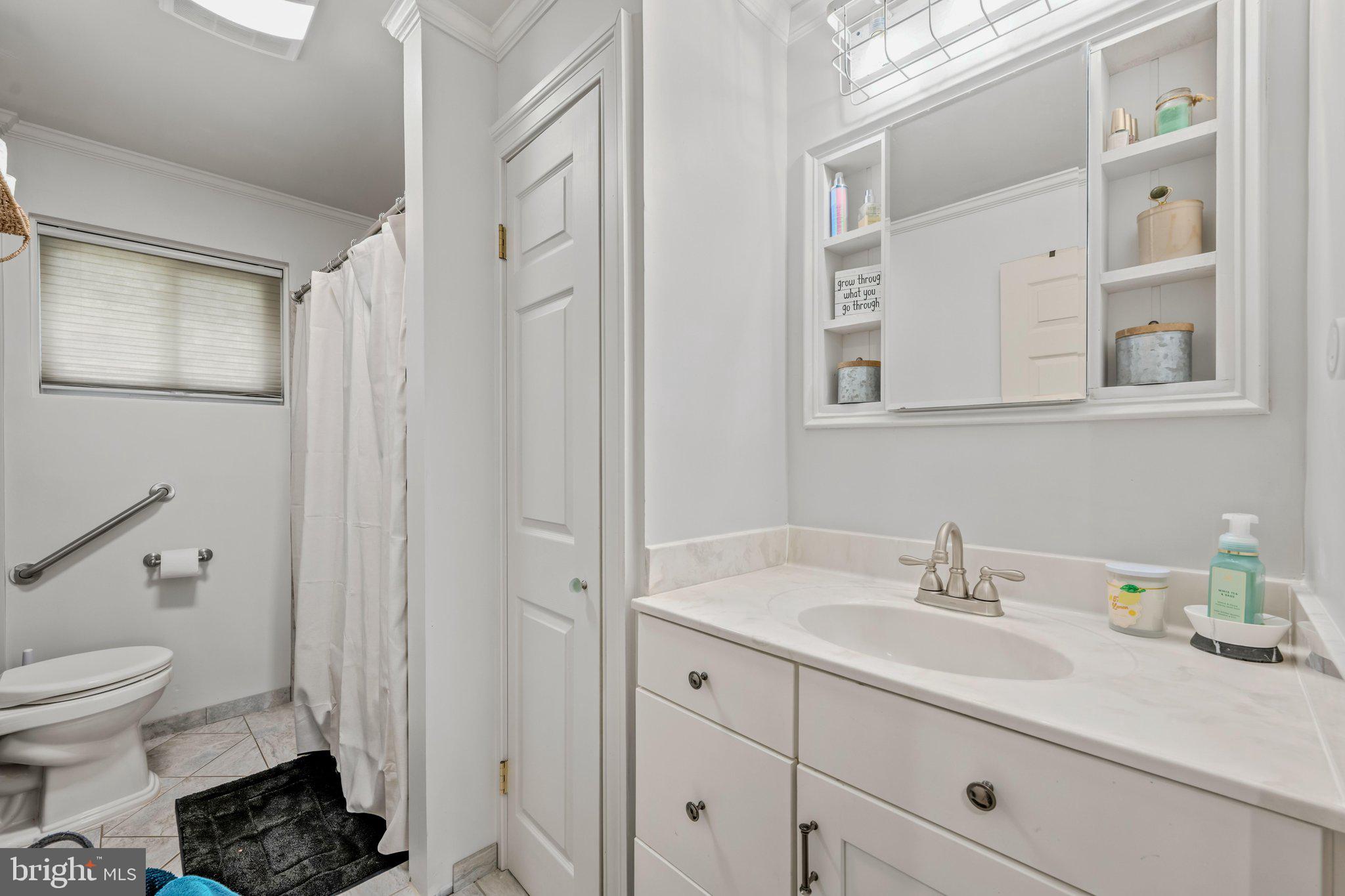 12504 National Pike Clear Spring, MD 21722 - Photo 23 of 68 Bathroom