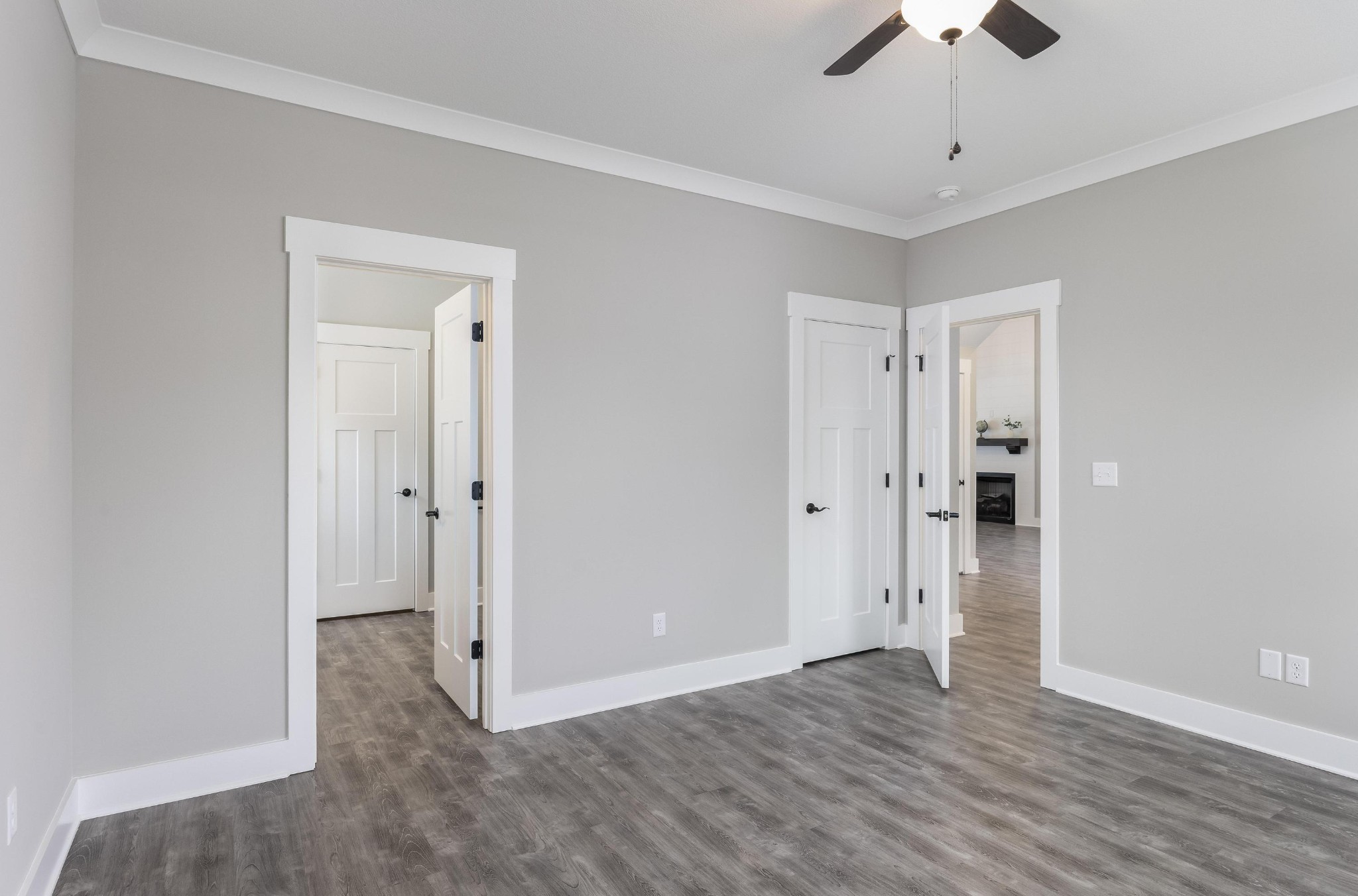 2151 Old Federal Road Ocoee, TN 37361 - Photo 18 of 31 wooden floor in an empty room with a window