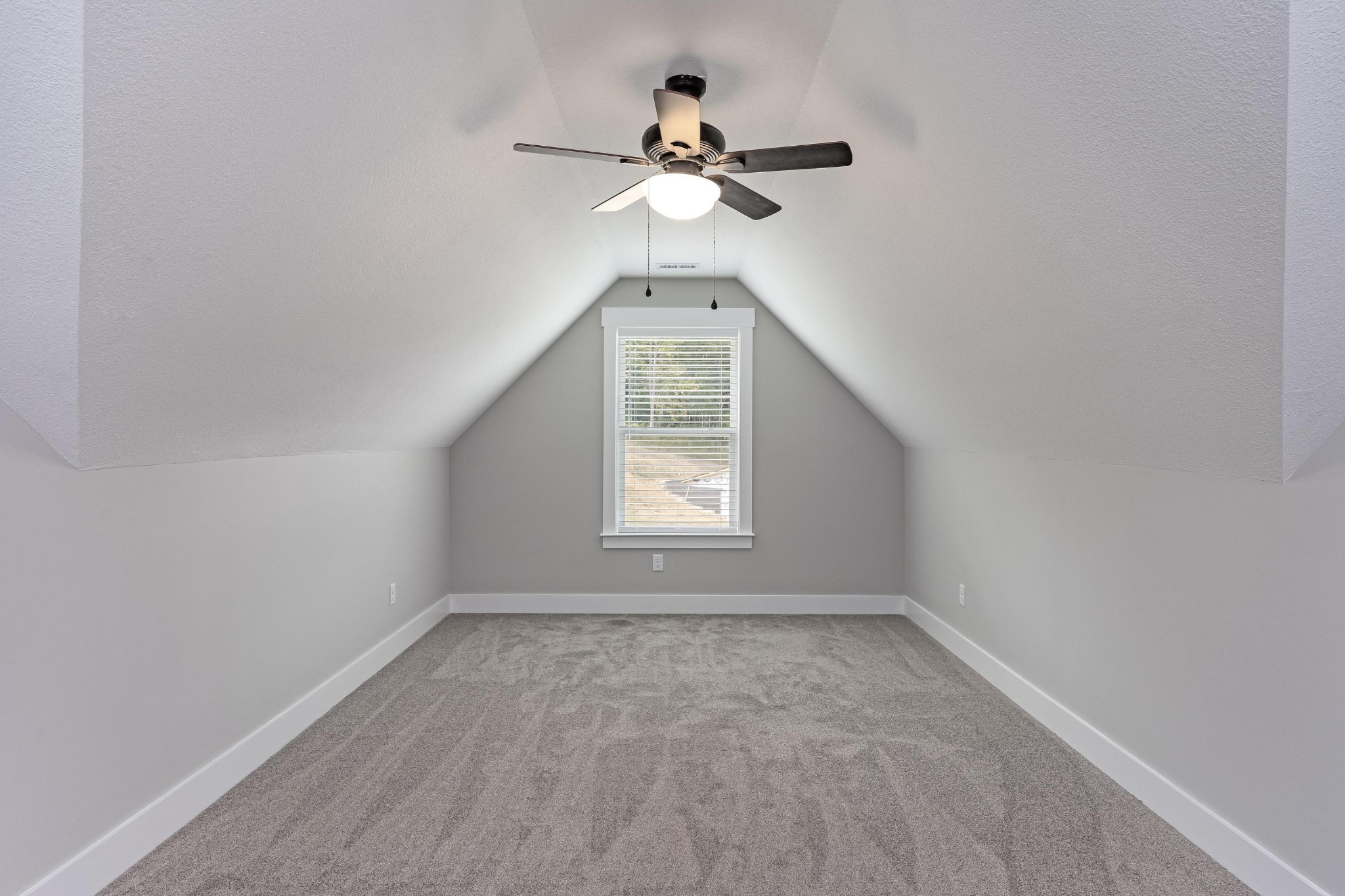 2151 Old Federal Road Ocoee, TN 37361 - Photo 25 of 31 a view of an empty room with a window