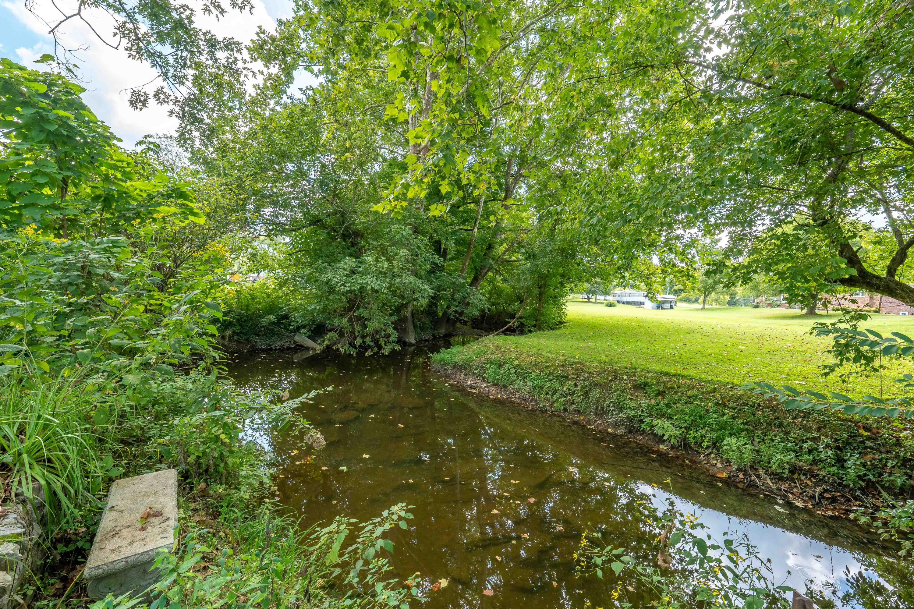 2012 Diana Road Kingsport, TN 37660 - Photo 24 of 45 2012 Diana Rd (22 of 45)