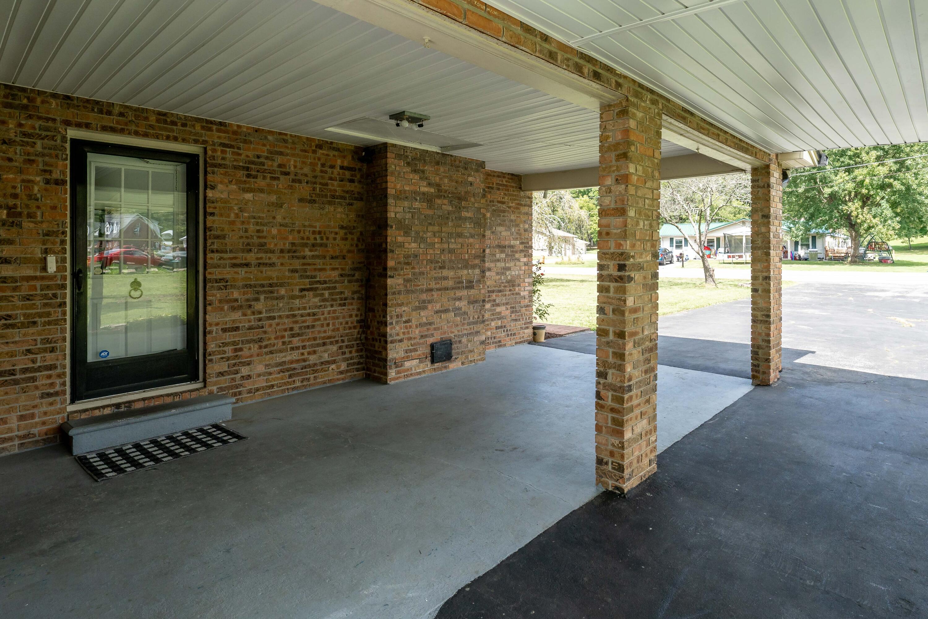 2012 Diana Road Kingsport, TN 37660 - Photo 7 of 45 2012 Diana Rd (8 of 45)