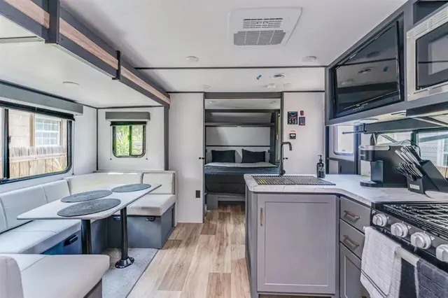 $915,000 | 3320 18th Street North, St. Petersburg, FL 33713