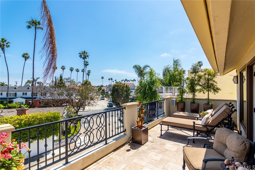 159 Angelo Walk Long Beach, CA 90803 - Photo 14 of 51