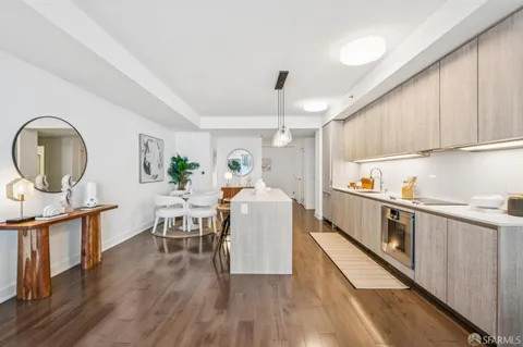 $879,000 | 333 Beale Street, Unit 4F, San Francisco, CA 94105