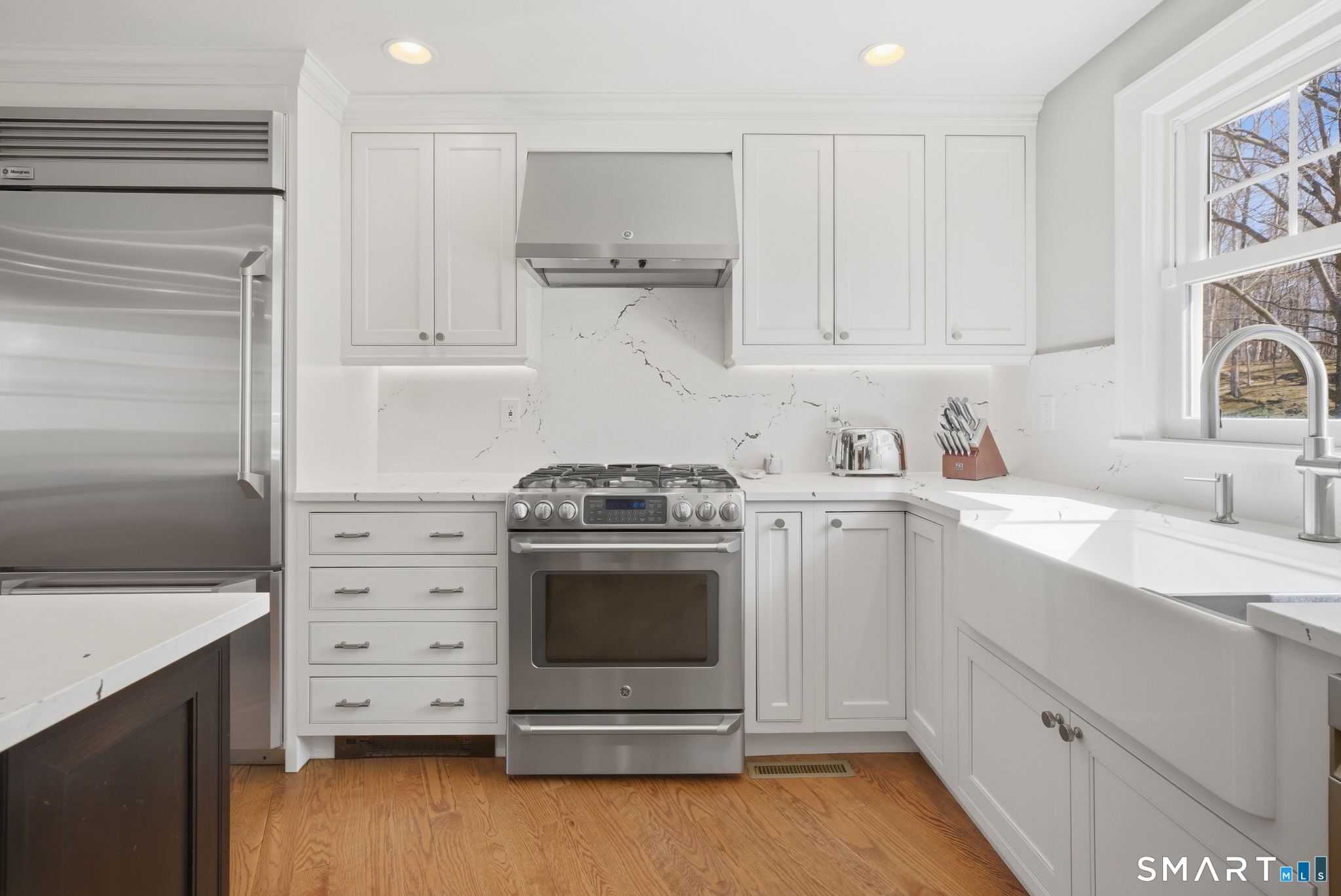 117 Whipstick Road Wilton, CT 06897 - Photo 12 of 39