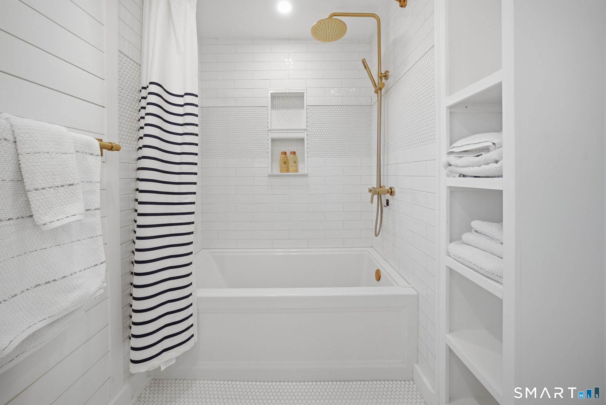 117 Whipstick Road Wilton, CT 06897 - Photo 36 of 39