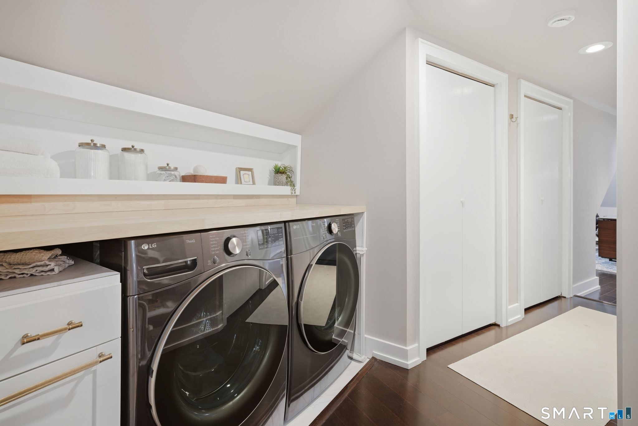 117 Whipstick Road Wilton, CT 06897 - Photo 37 of 39