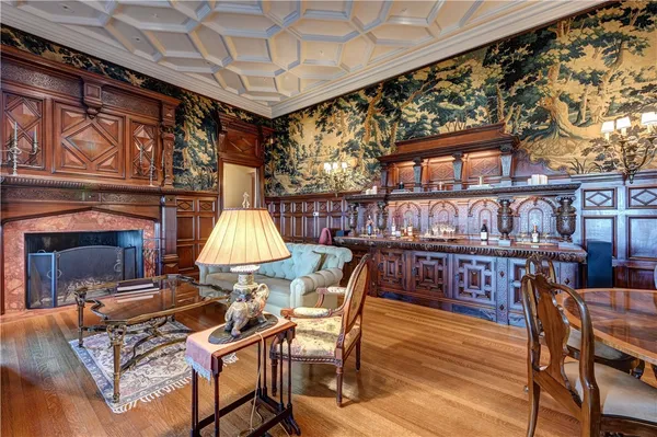 $3,650,000 | 127 Harrison Avenue, Unit 2, Newport, RI 02840