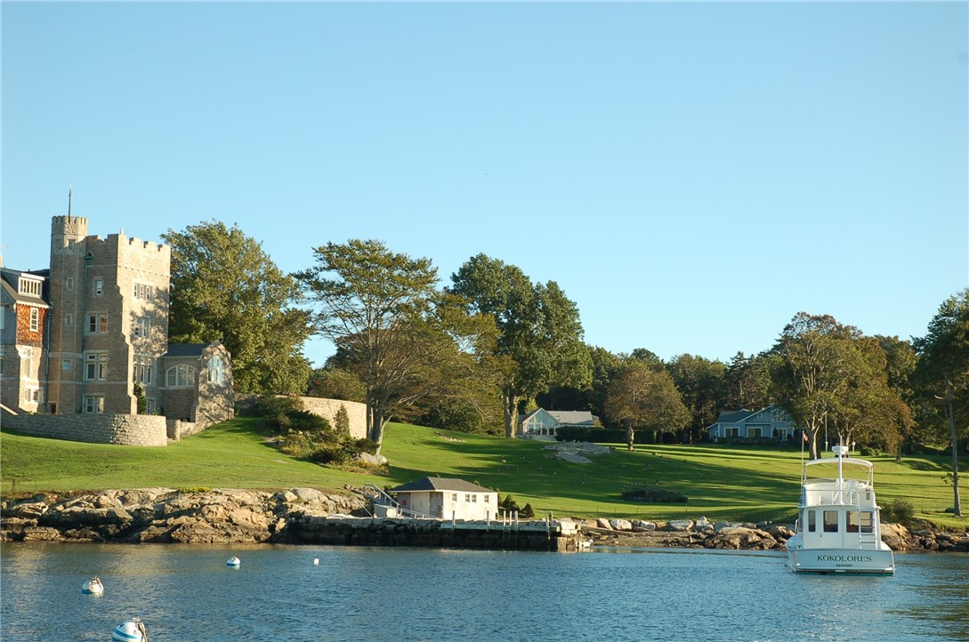 127 Harrison Avenue, Unit 2 Newport, RI 02840 - Photo 4 of 45