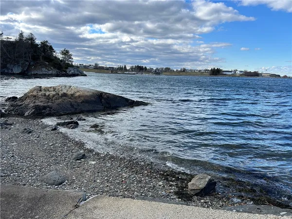 $3,650,000 | 127 Harrison Avenue, Unit 2, Newport, RI 02840