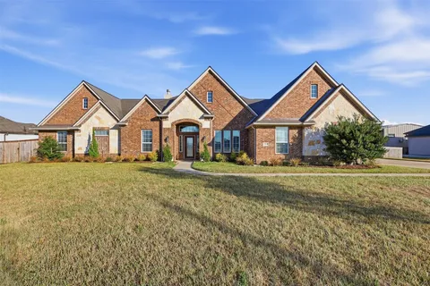 $709,000 | 7915 Stratford Hall Drive, Rosharon, TX 77583