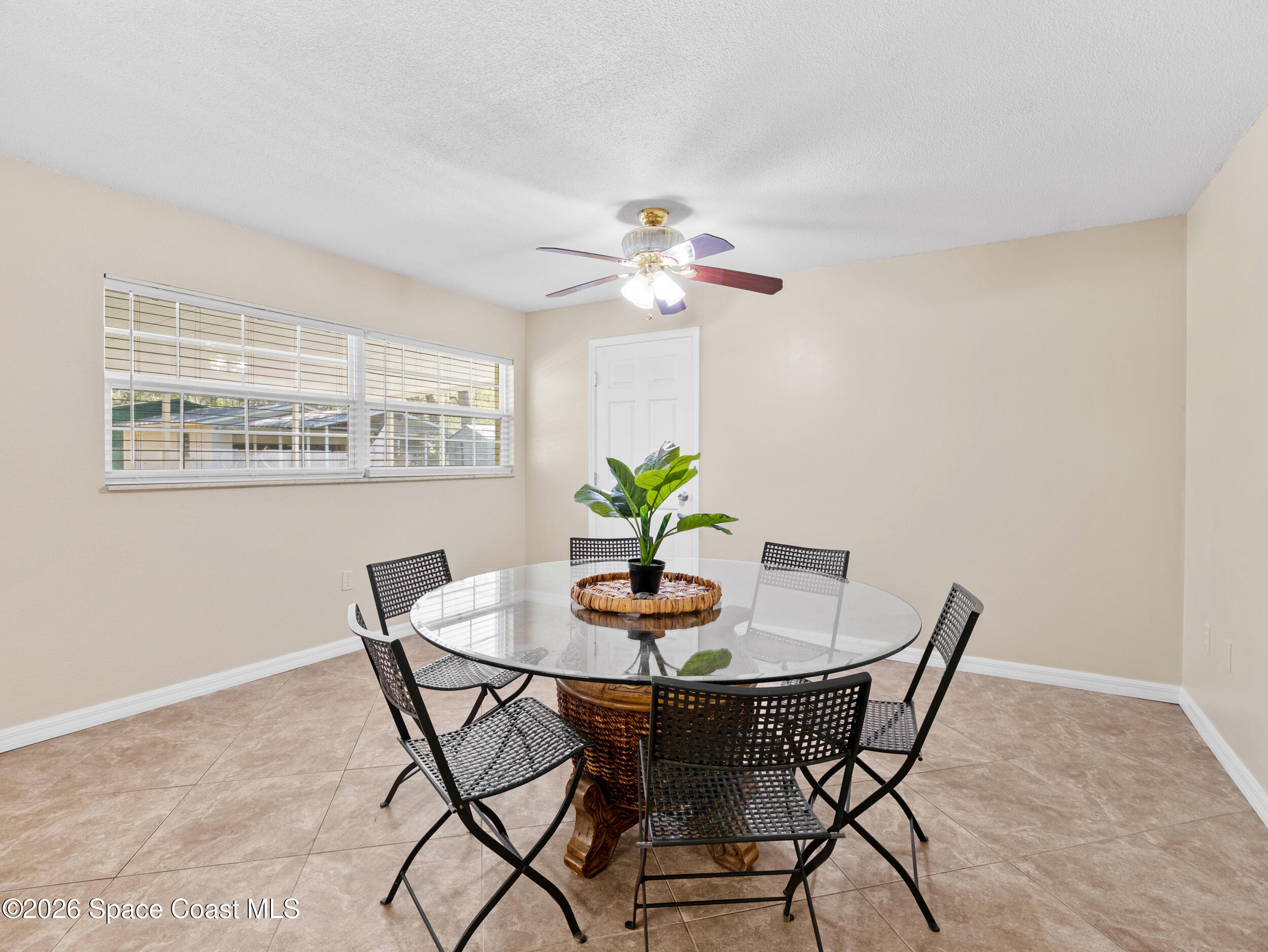 3535 Montgomery Road Mims, FL 32754 - Photo 11 of 57 Dining Room