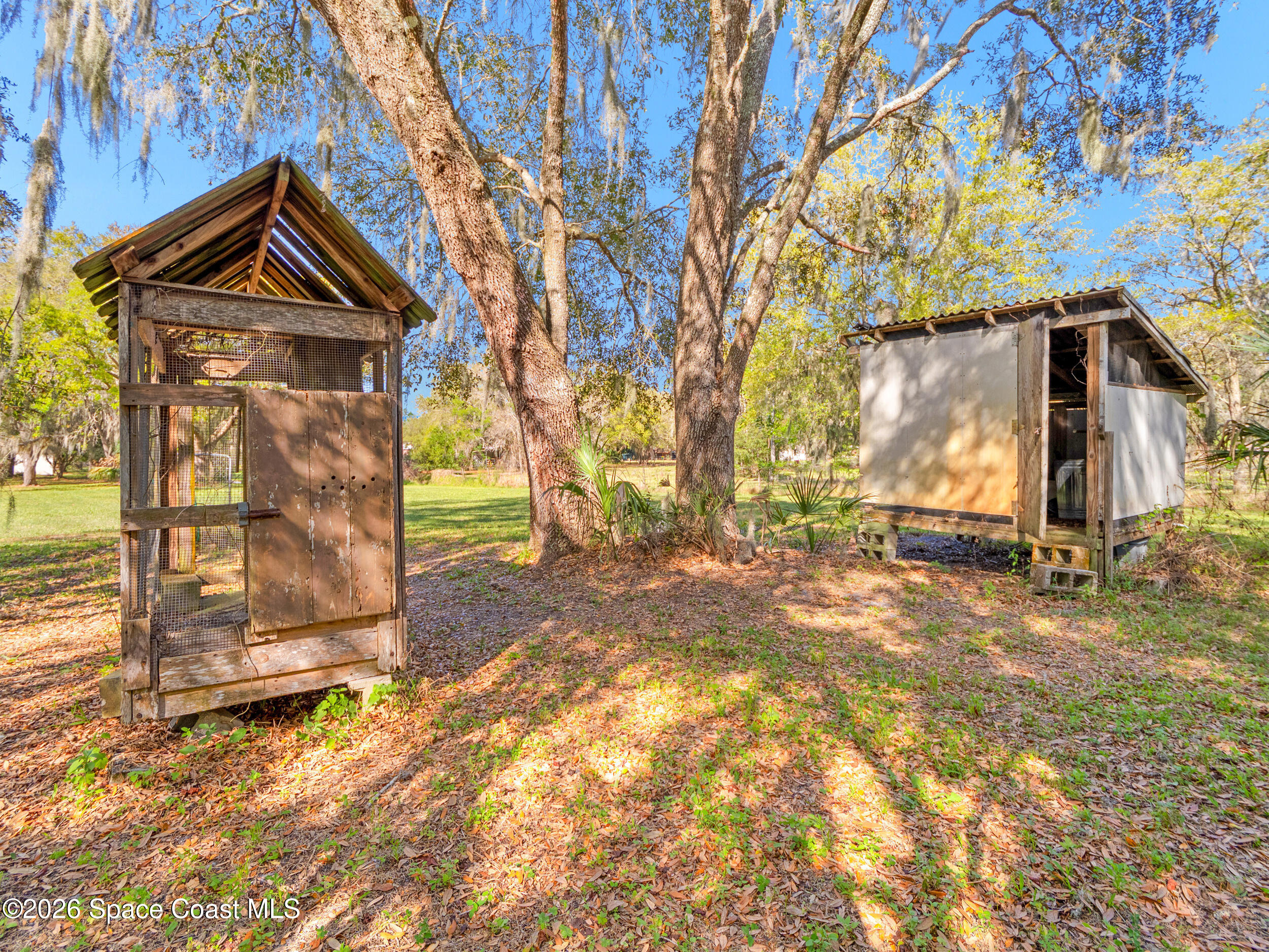 3535 Montgomery Road Mims, FL 32754 - Photo 32 of 57 Chicken Coops
