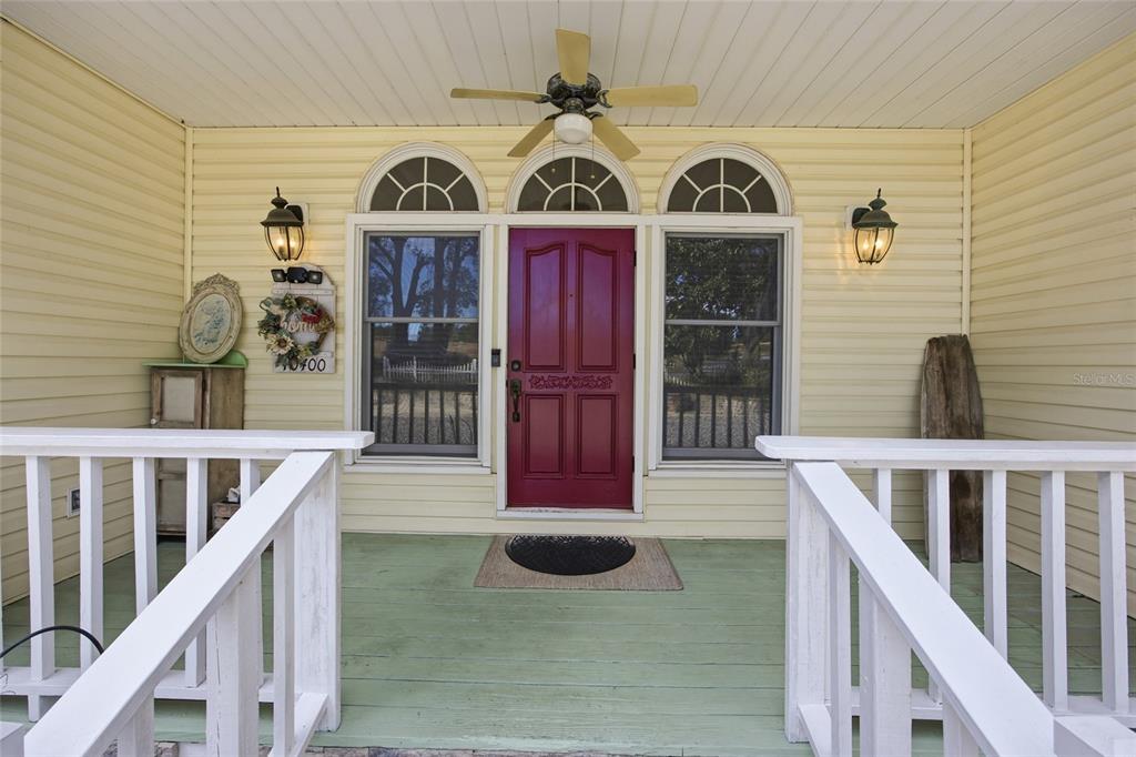 10400 Southeast 101st Avenue Road Belleview, FL 34420 - Photo 5 of 59 a view of front door of house