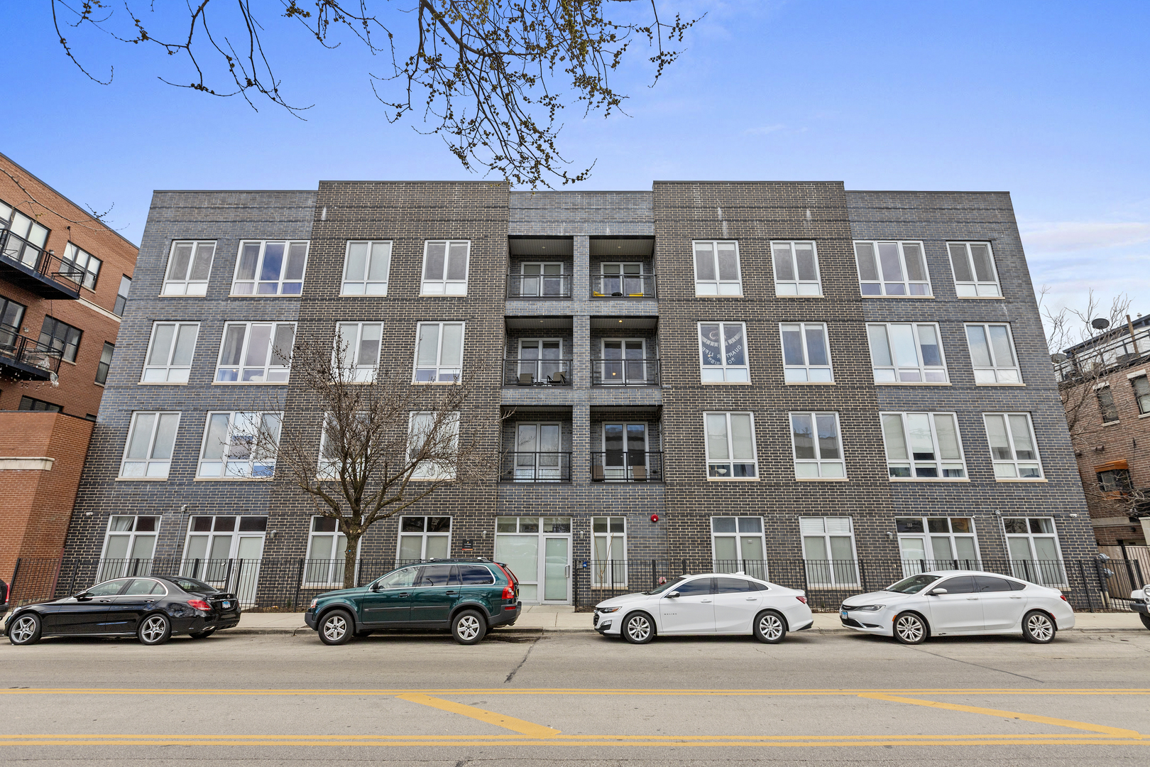 2217 West Madison Street, Unit 413 Chicago, IL 60612 - Photo 1 of 17