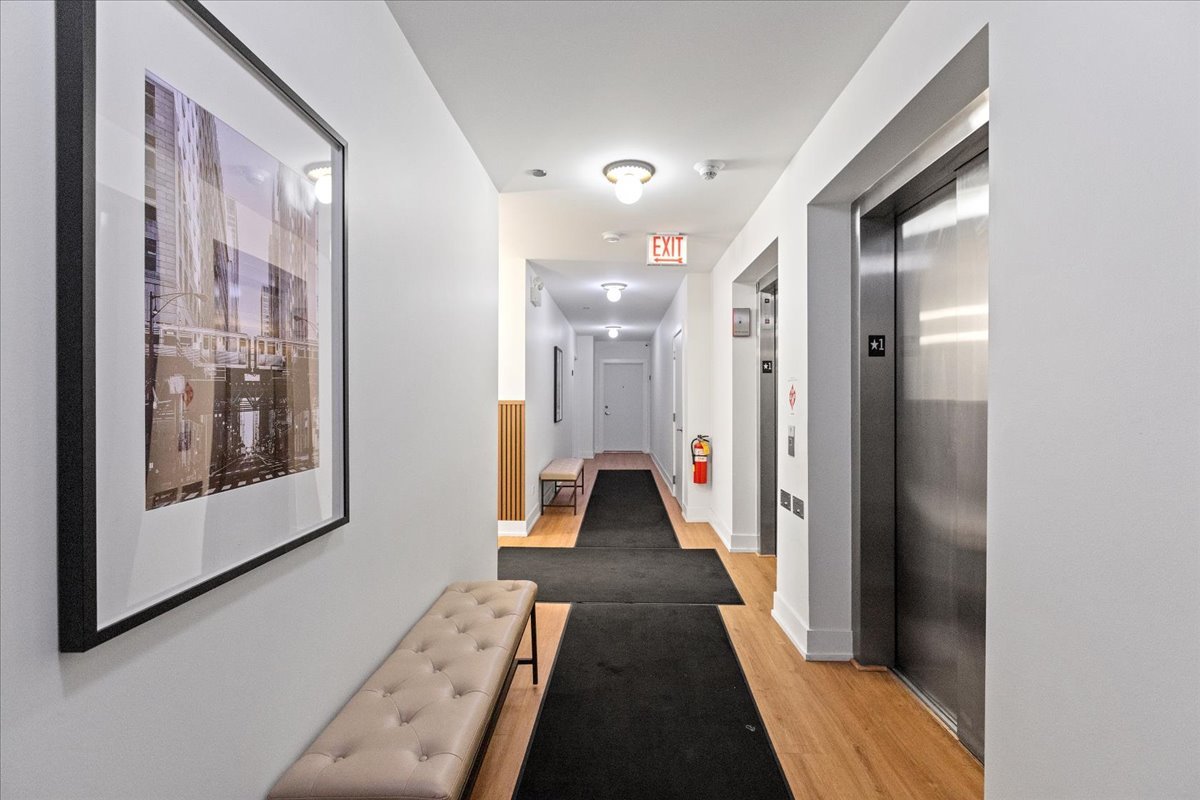 2217 West Madison Street, Unit 413 Chicago, IL 60612 - Photo 11 of 17