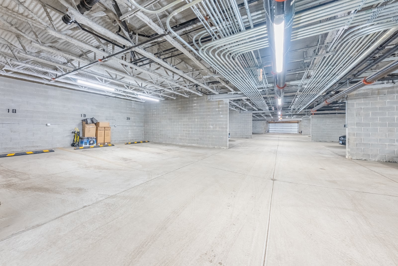 2217 West Madison Street, Unit 413 Chicago, IL 60612 - Photo 16 of 17
