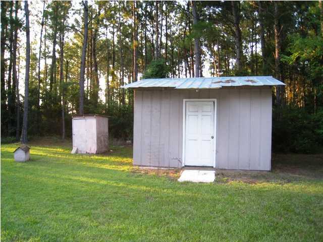 116 Miley Road Freeport, FL 32439 - Photo 14 of 19 Gallery Image 14