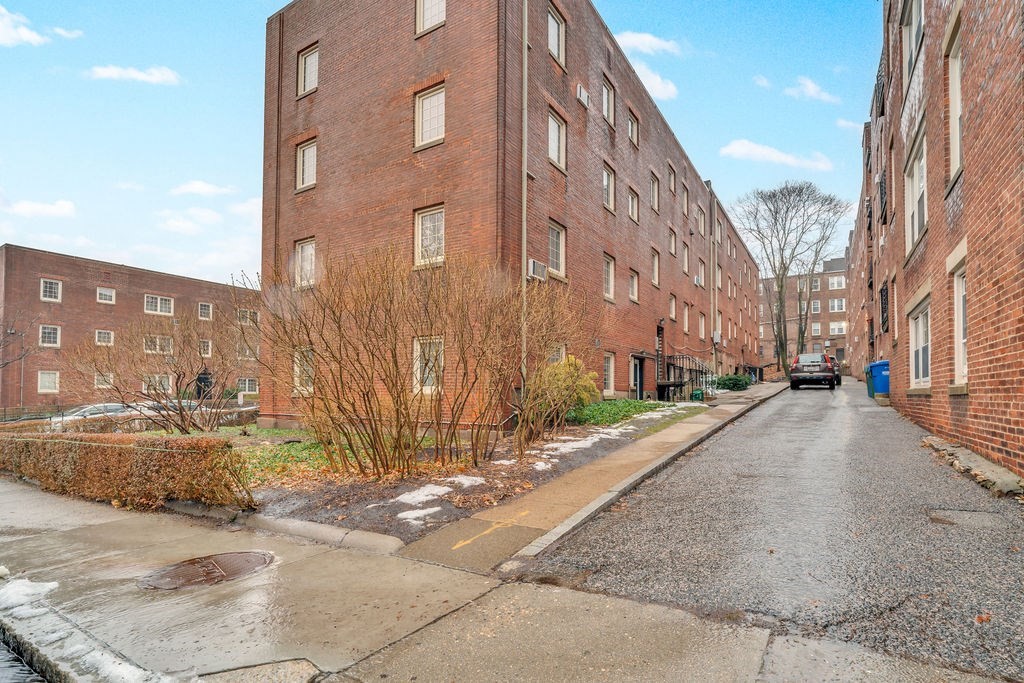 30 St Paul Street, Unit 2 Brookline, MA 02446 - Photo 32 of 32