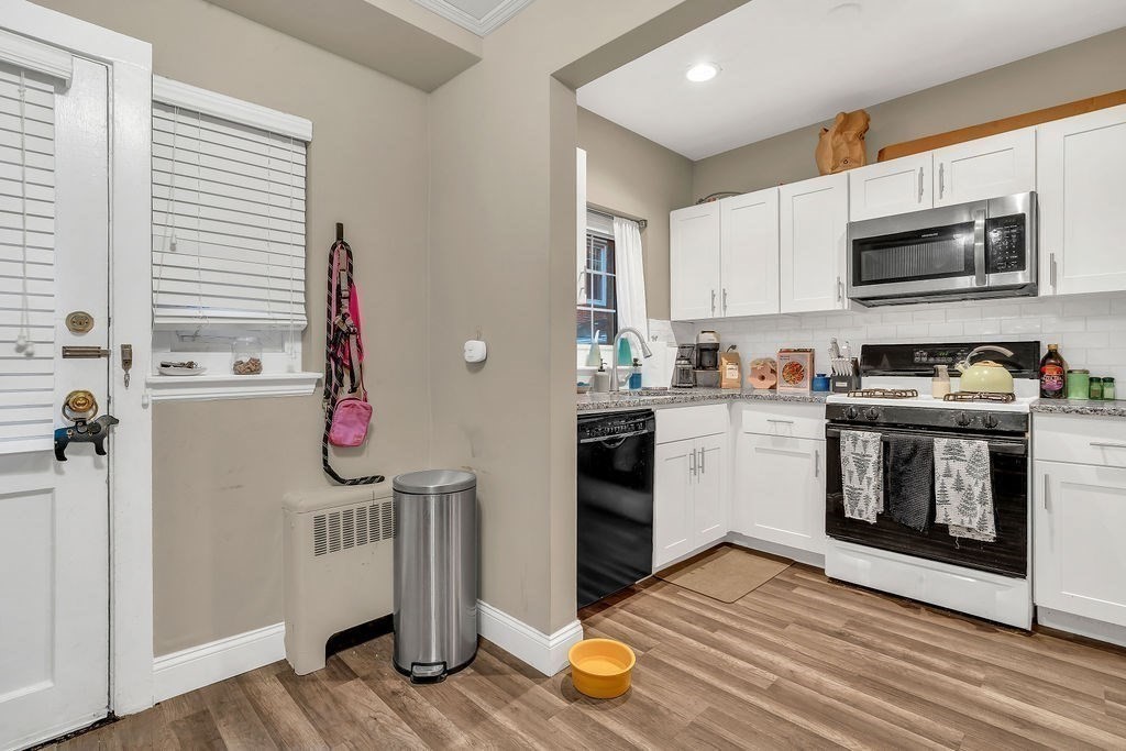 30 St Paul Street, Unit 2 Brookline, MA 02446 - Photo 6 of 32