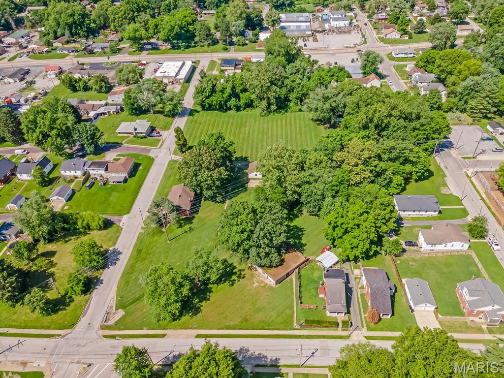 511 South 10th Street Belleville, IL 62220 - Photo 5 of 39