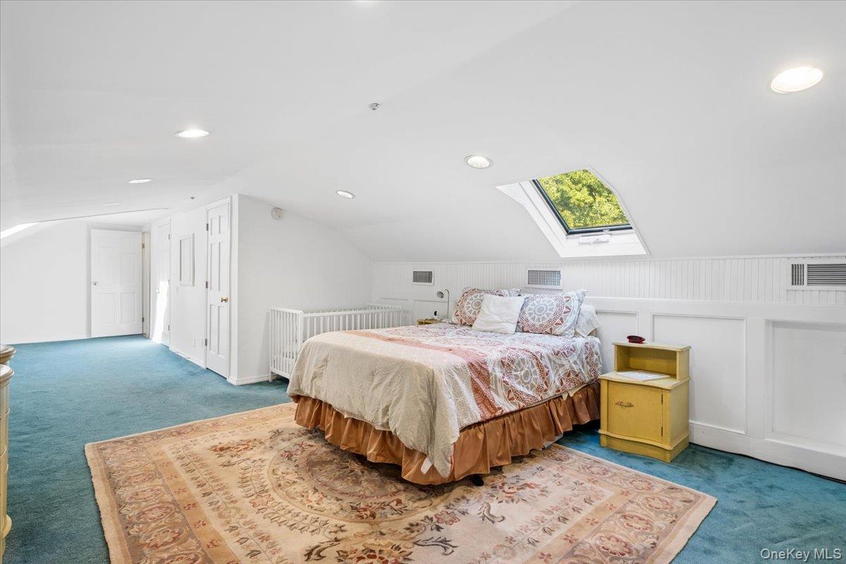 372 Fort Hill Road Scarsdale, NY 10583 - Photo 21 of 40