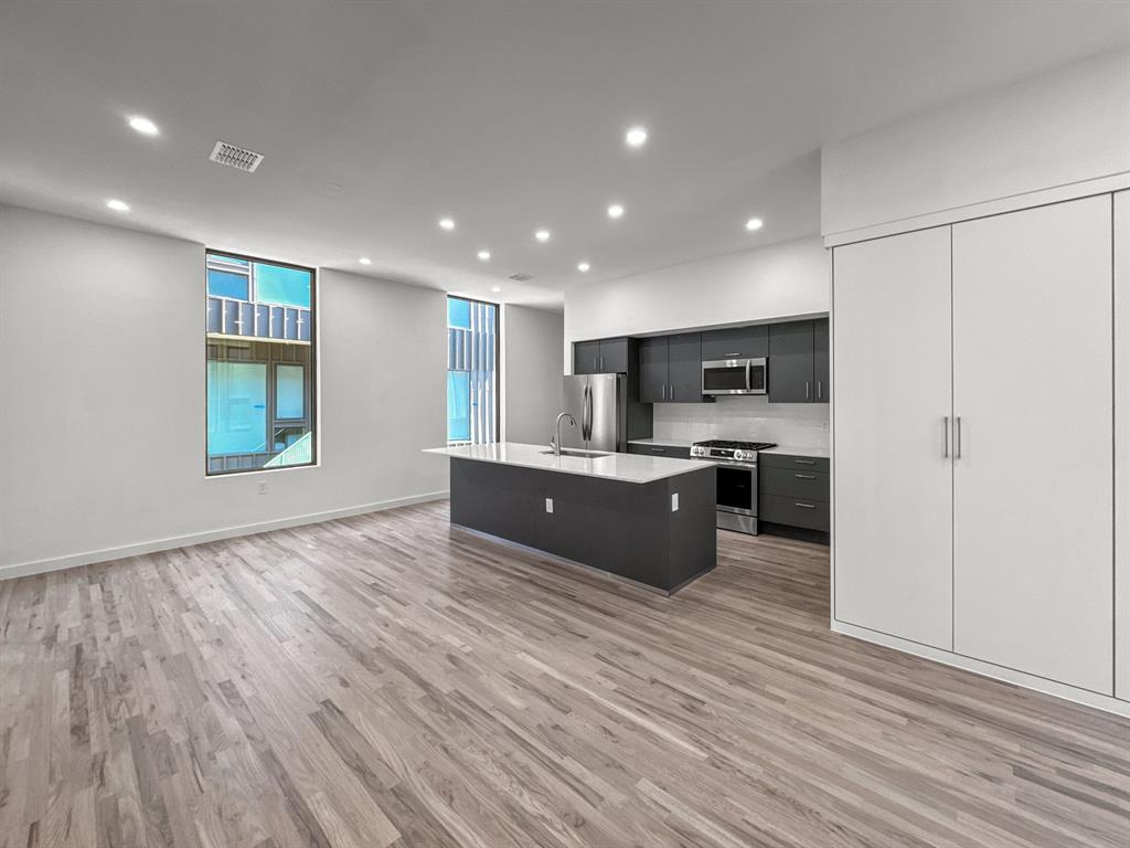 4803 Manett Street, Unit 103 Dallas, TX 75204 - Photo 3 of 15