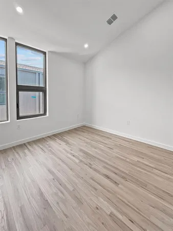 $2,950 | 4803 Manett Street, Unit 103, Dallas, TX 75204