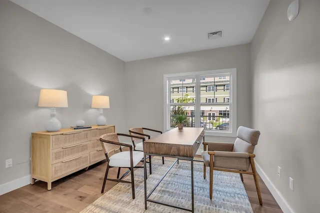 $714,000 | 55 Pointe Place, Unit 304, Dover, NH 03820