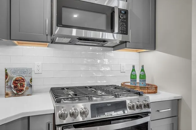 $714,000 | 55 Pointe Place, Unit 304, Dover, NH 03820