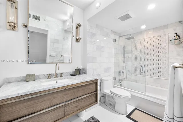 $1,775,000 | 100 Lincoln Road, Unit 1523/1525, Miami Beach, FL 33139