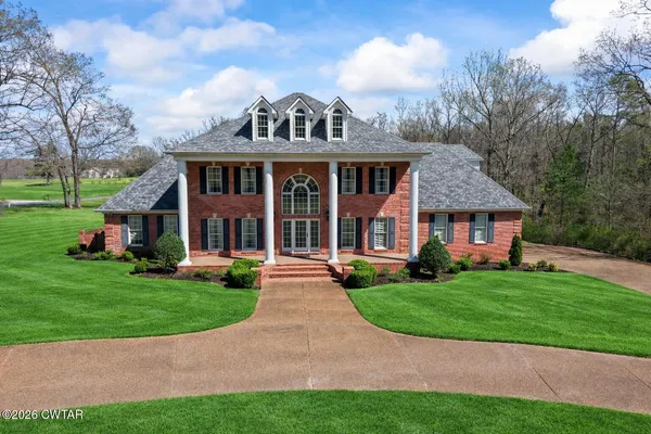 $759,900 | 25 Oak Ridge Drive, Henderson, TN 38340
