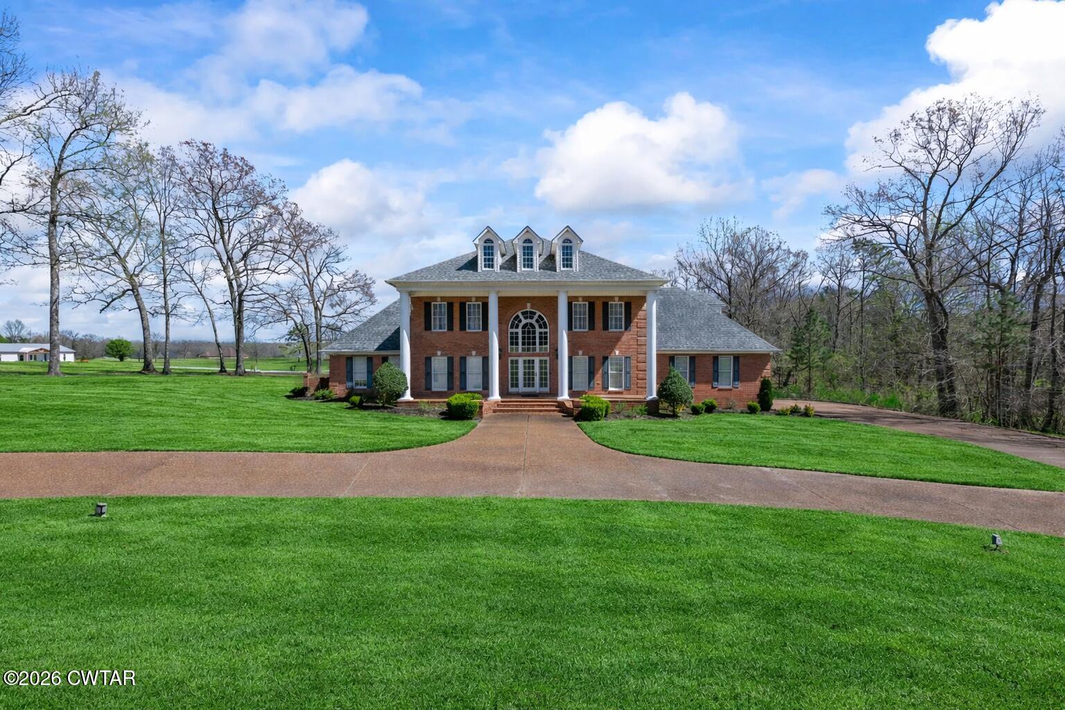 25 Oak Ridge Drive Henderson, TN 38340 - Photo 3 of 49 front 2