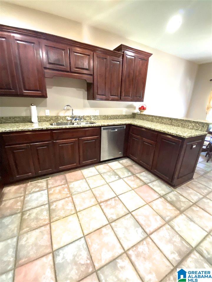 2752 Torrance Road Warrior, AL 35180 - Photo 17 of 40
